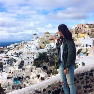 Meet your Posher, Rachel ✨